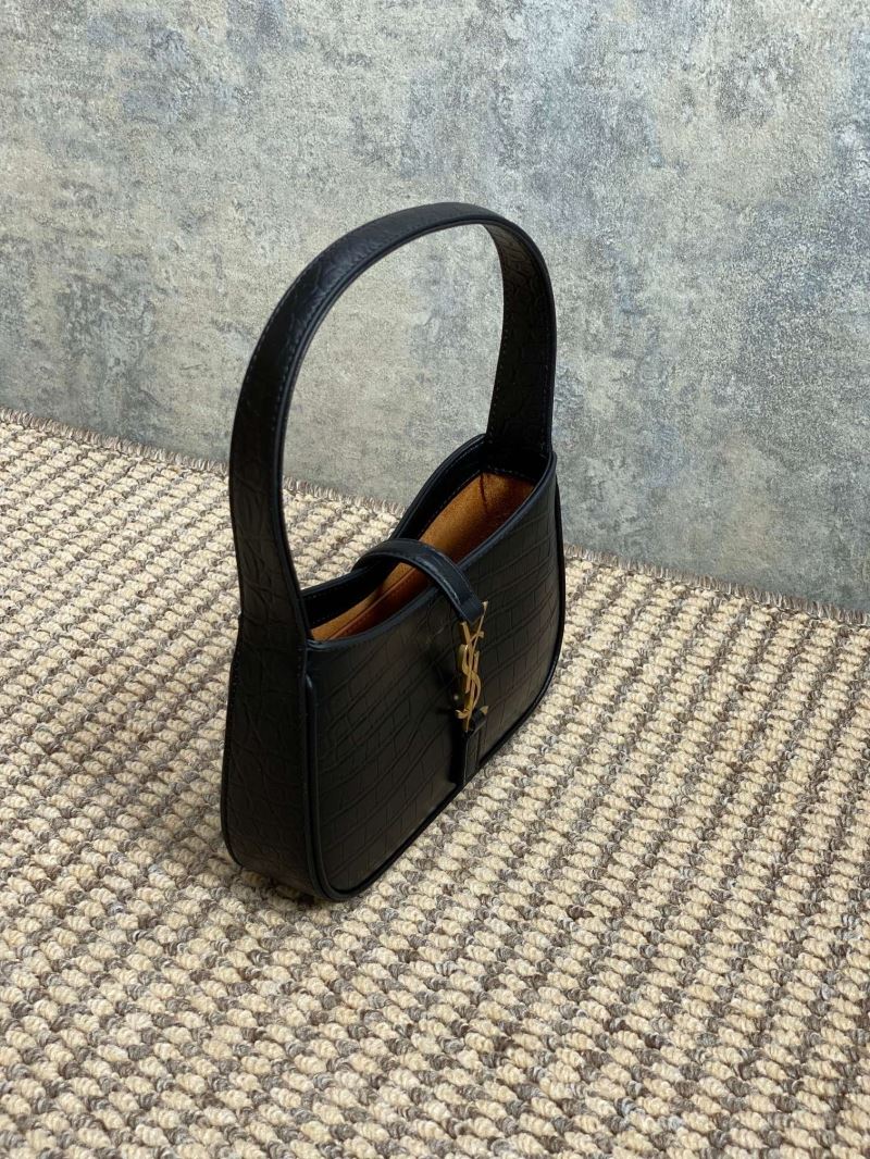 Y51 hobo bags